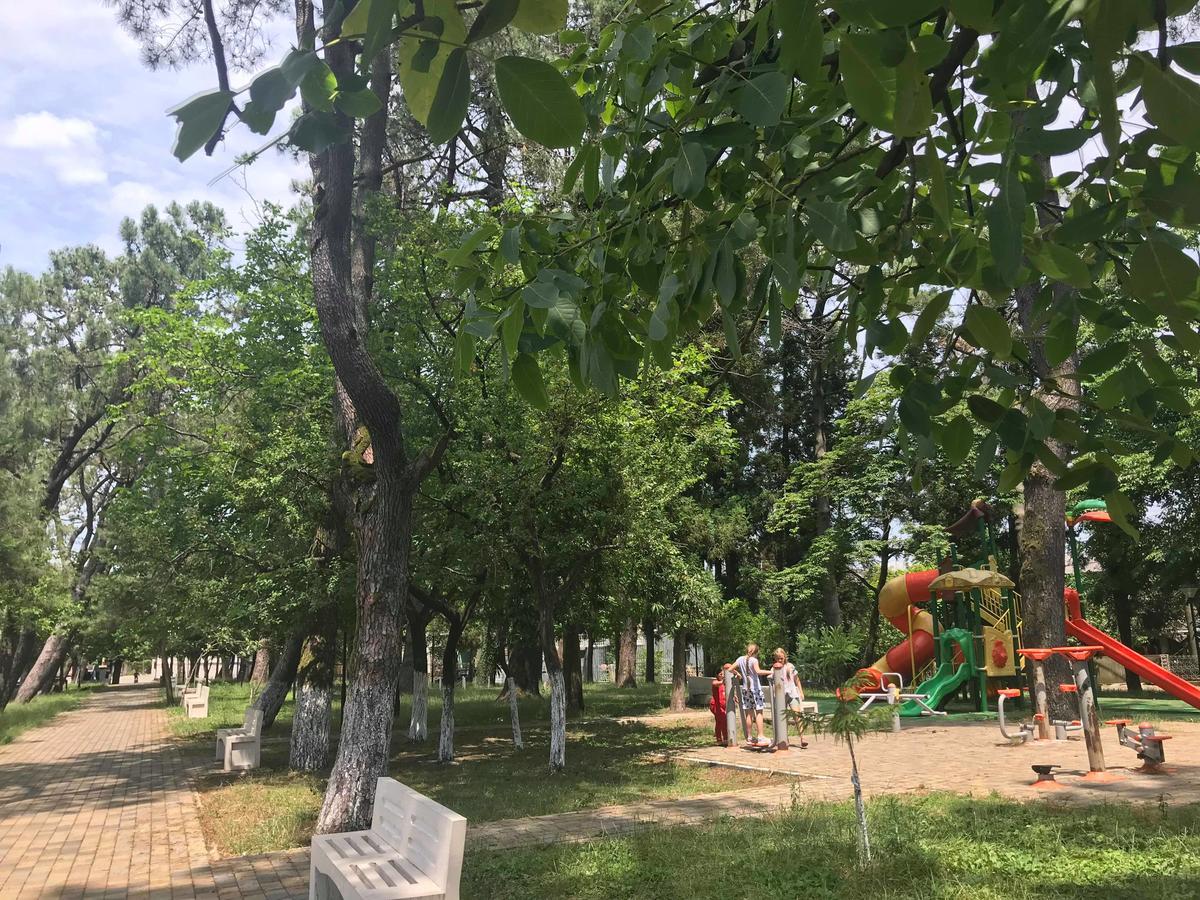 Anna Hostel Kobuleti Zewnętrze zdjęcie