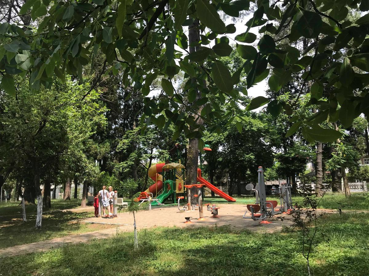 Anna Hostel Kobuleti Zewnętrze zdjęcie